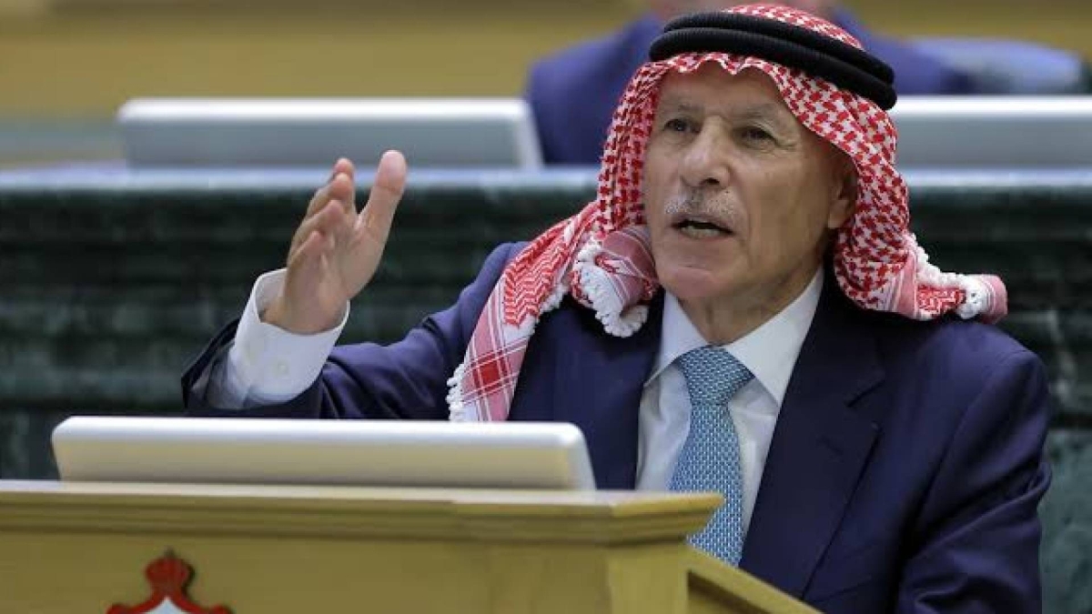 العرموطي يطالب بتجزئة جدول القوانين ويعترض على إغلاق باب النقاش