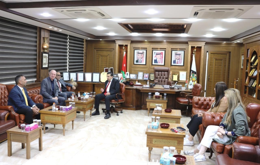 رئيس جامعة البلقاء التطبيقية يستقبل وفدًا من الوكالة الألمانية للتعاون الدولي ( GIZ )