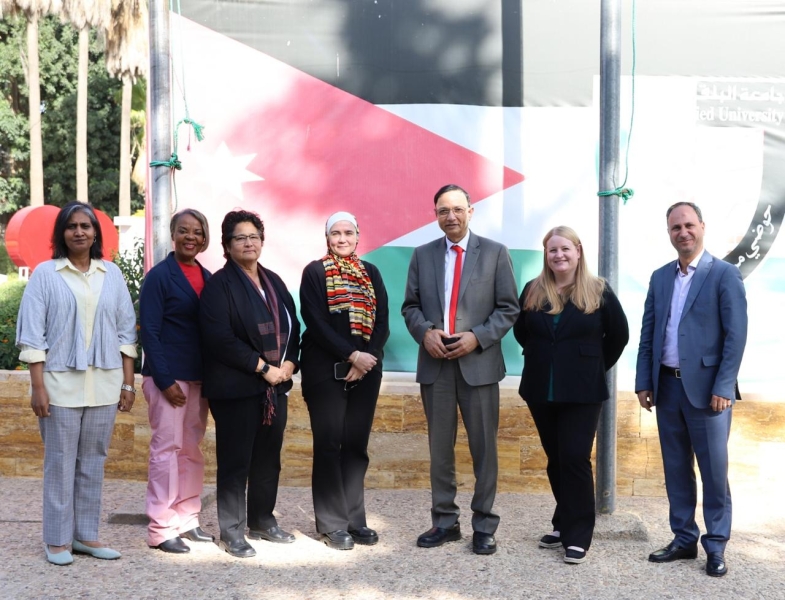 وفد من كلية إدموندز يزور جامعة البلقاء التطبيقية ويلتقي رئيس الجامعة