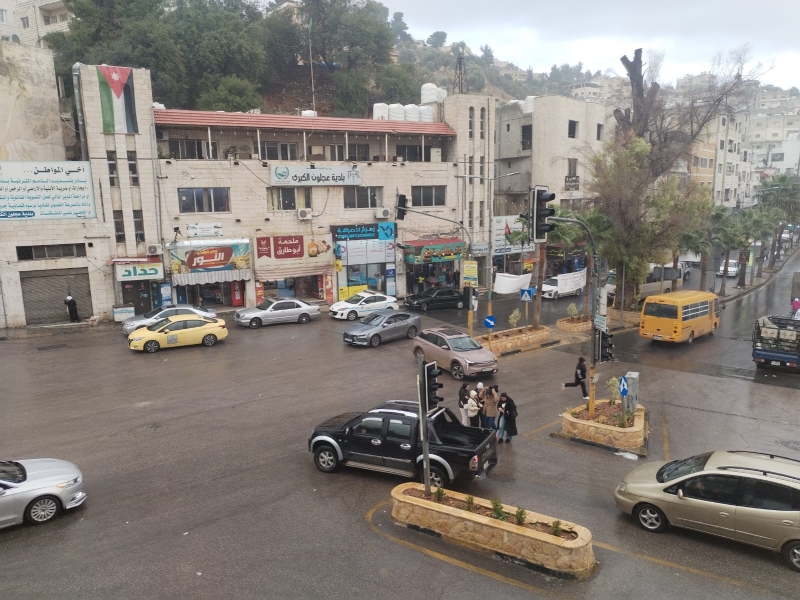 عجلون تشهد حاليا تساقطًا غزيرًا للأمطار مصحوبًا بالرعد...صور وفيديو