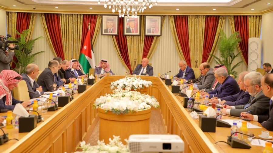 جلسات بمجلس الأعيان لمتابعة خطط واستراتيجيات الإدارة المحلية والأشغال