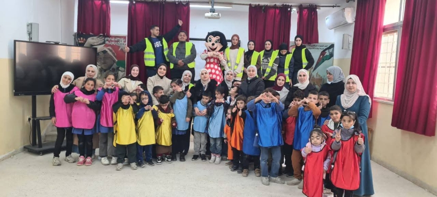 مركز شباب وشابات عجلون ينظم نشاط يوم السعادة