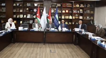 ورشة عمل تبحث الاحتياجات التدريبية للعاملين في قطاع الخدمات اللوجستية