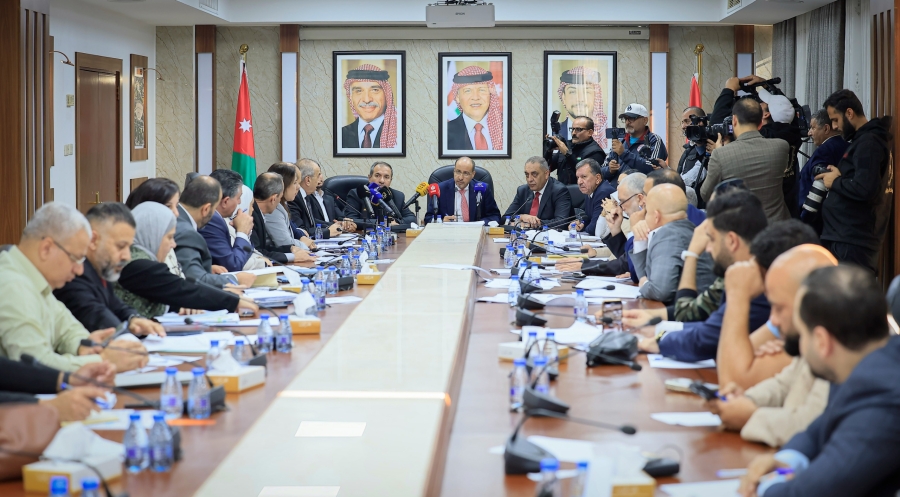 مالية النواب تناقش موازنة وزارة الأشغال والإسكان لعام 2026