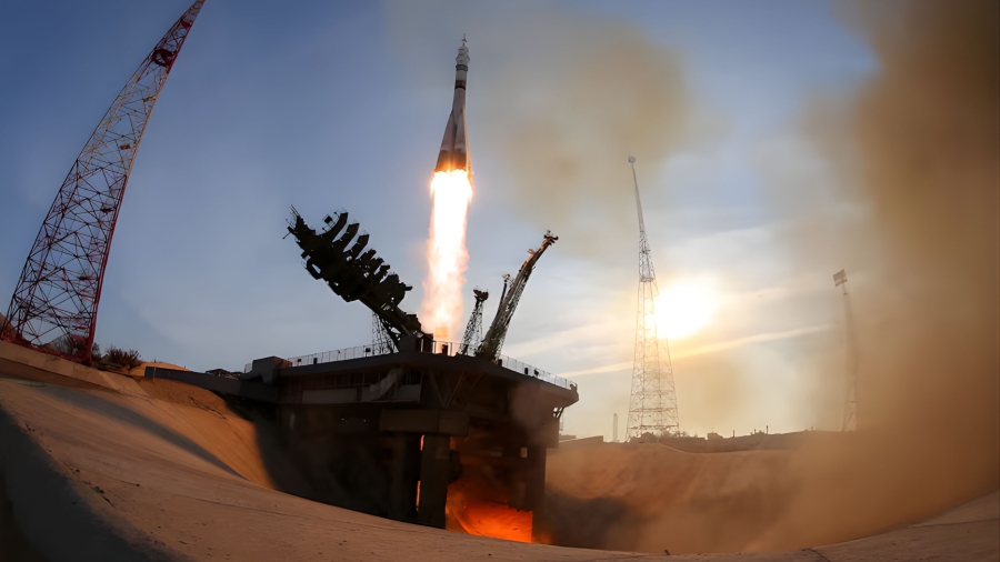 روسيا تطلق مركبة فضائية جديدة إلى المحطة الدولية مزودة بالذكاء الاصطناعي