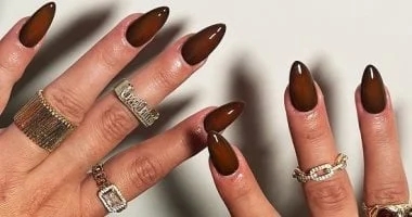 5 ألوان أظافر موضة شتاء 2026 لا تقاوم