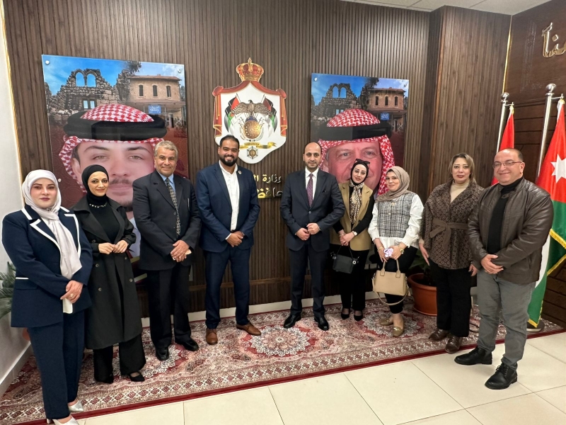 حزب الميثاق الوطني – فرع المفرق يلتقي محافظ المفرق لبحث تعزيز العمل الحزبي والتنمية المحلية