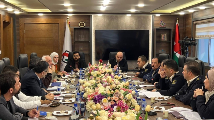 بحث موسع لتطوير بيئة العمل الصناعي في المنطقة الحرة الزرقاء وتسهيل الإجراءات الجمركية