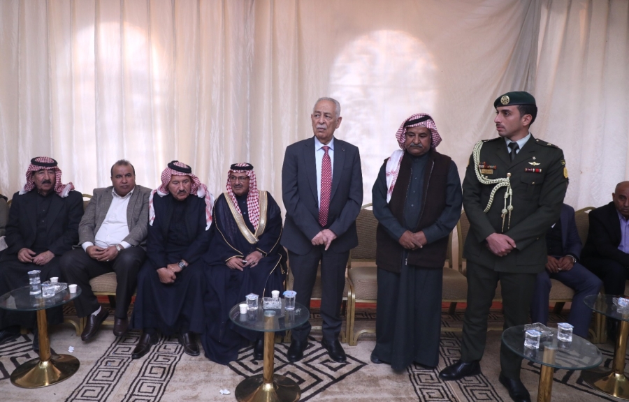 مندوباً عن الملك وولي العهد.. العيسوي يقدم واجب العزاء لعشيرتي الفايز والزبن في لواء الجيزة