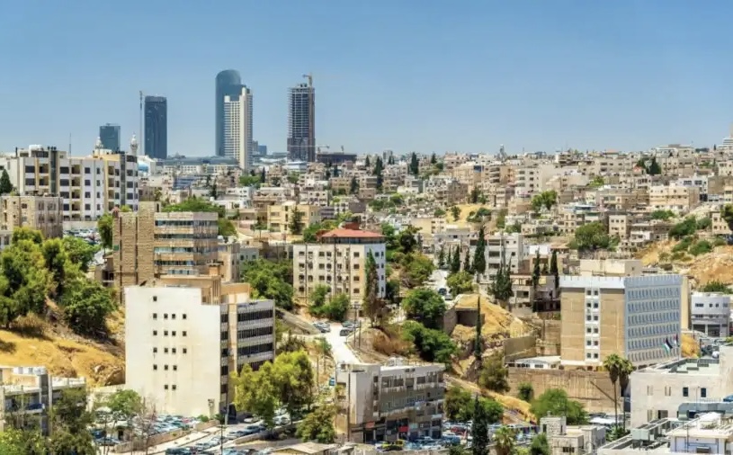 ارتفاع على درجات الحرارة اليوم… وأجواء غير مستقرة السبت