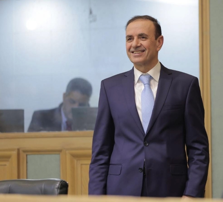 الزعبي يحذر من توسع التمويل الأجنبي لمؤسسات المجتمع المدني ويطالب برقابة ديوان المحاسبة