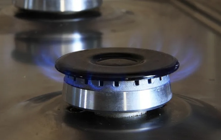 دراسة: مواقد الغاز تُعرّض السكان لتلوث يفوق الهواء الخارجي