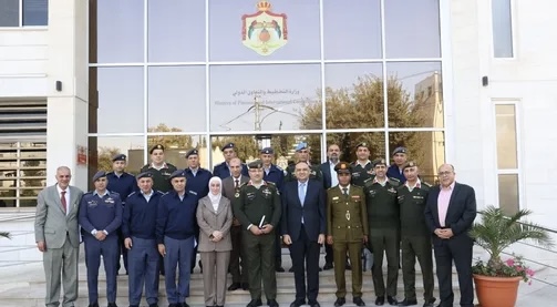 وزارة التخطيط تستقبل وفدًا من كبار ضباط القوات المسلحة