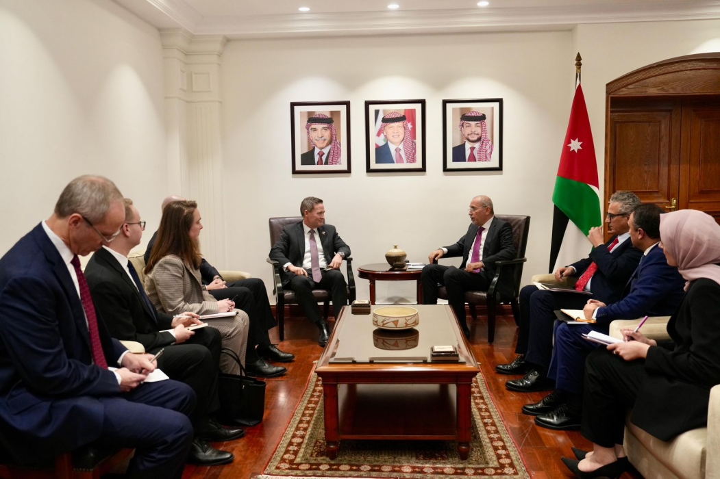 الصفدي يبحث مع السفير الأميركي لدى الأمم المتحدة تعزيز العلاقات والتطورات في غزة