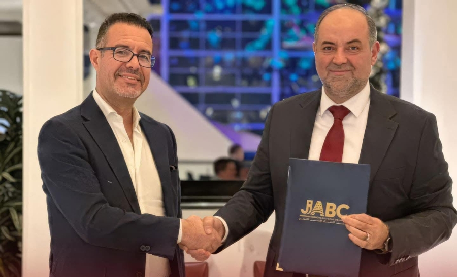 مجلس الأعمال الأردنيالأميركي (JABC) يوقّع شراكة استراتيجية مع شركة الخطوط الجوية الملكية الأردنية