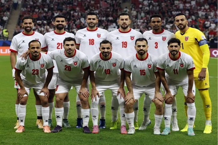 الأردن يتصدر مجموعته في كأس العرب 2025 بعد تعادل مصر والإمارات
