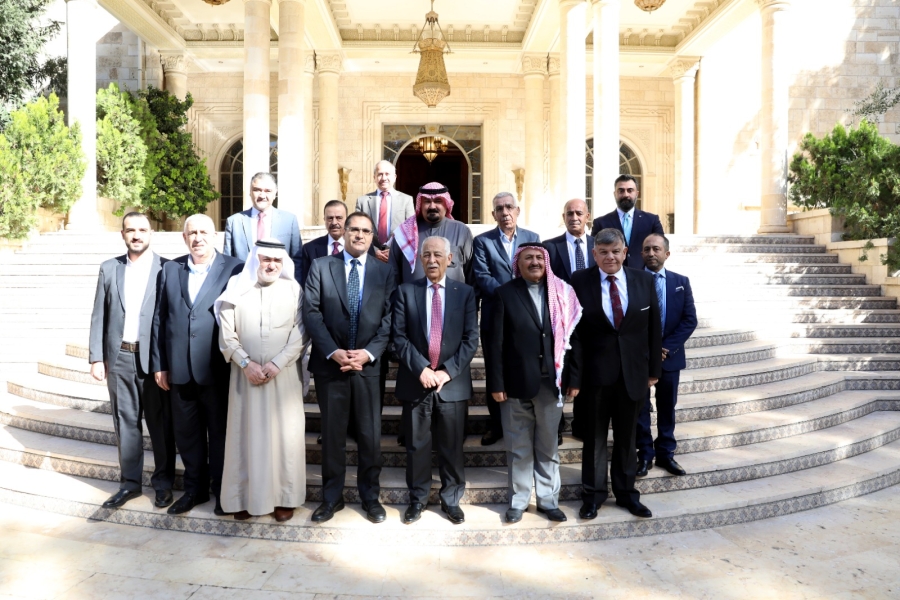 خلال لقائه وفدا من أبناء عشيرة الكردي العيسوي: الأردن لا يعرف المستحيل بقيادته الهاشمية