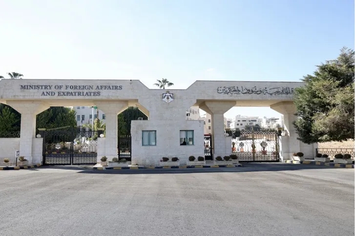 الأردن يهنّئ سوريا في الذكرى الأولى لعيد التحرير