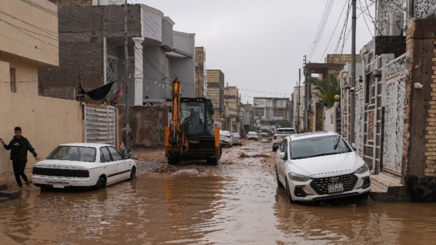 العراق: سيول تجتاح البلاد وتخلف قتلى وأضرارا كبيرة