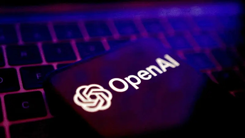 5 معلومات عن أول جهاز ذكي من OpenAI بتصميم جوني آيف