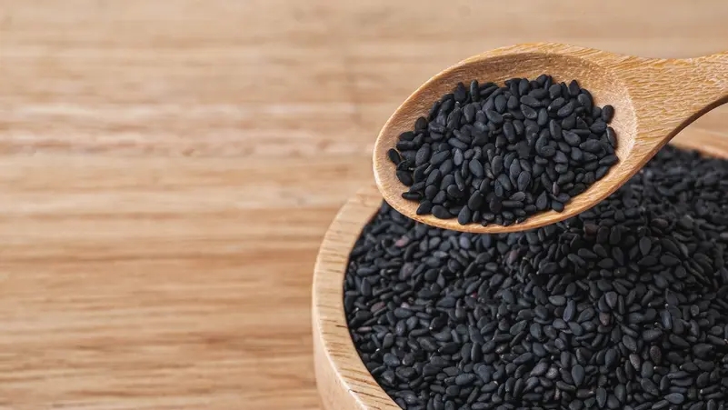 ملعقة من الحبة السوداء تقي القلب وتحمي من السمنة