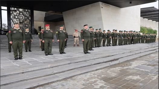 رئيس هيئة الأركان يزور مجموعة حمزة بن عبد المطلب ويطلع على التطوير والتدريب بالحرس الملكي
