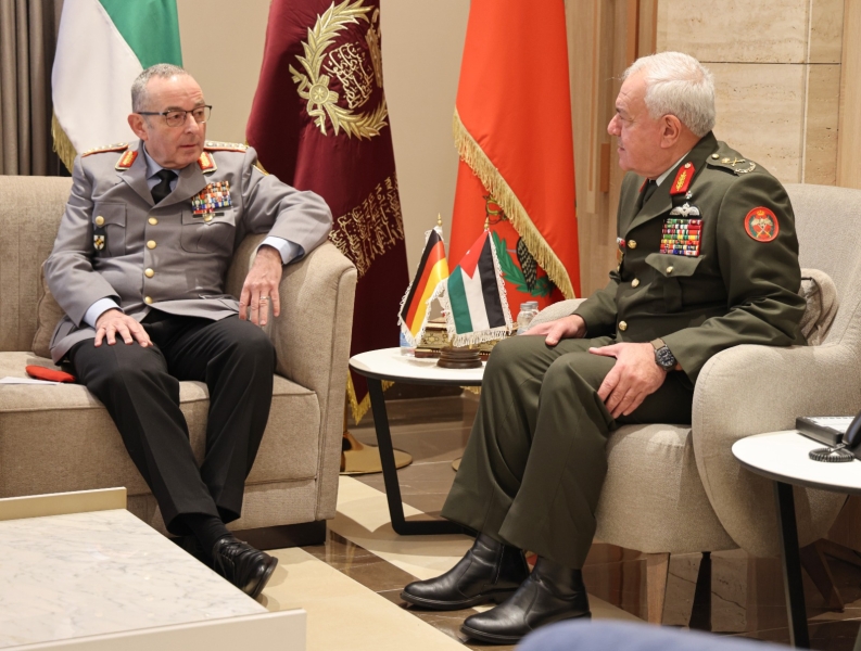 تعزيز التعاون العسكري بين الأردن وألمانيا خلال زيارة رئيس أركان الدفاع الألماني