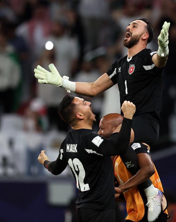 أبو ليلى أفضل لاعب في مباراة الاردن والعراق