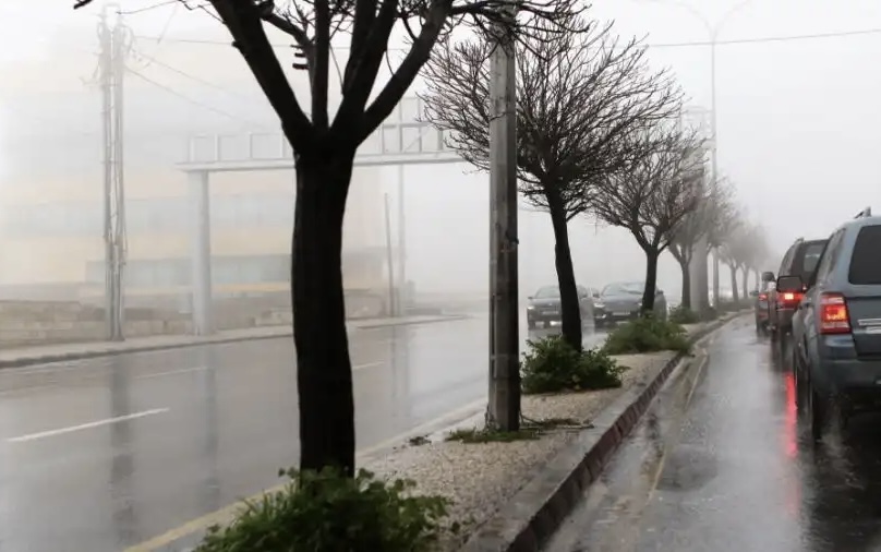 الأرصاد الجوية: ارتفاع طفيف على درجات الحرارة اليوم وتحذيرات من الضباب والانزلاق