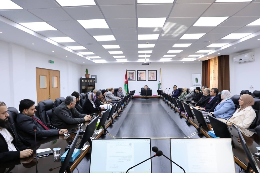 مجلس جامعة عجلون يعقد أولى جلساته برئاسة الدكتور فراس الهناندة