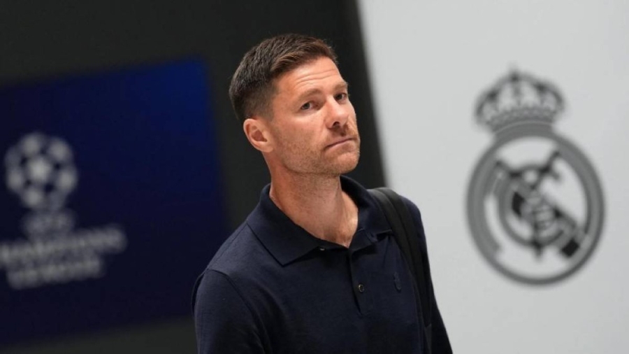 ريال مدريد يعلن رحيل ألونسو