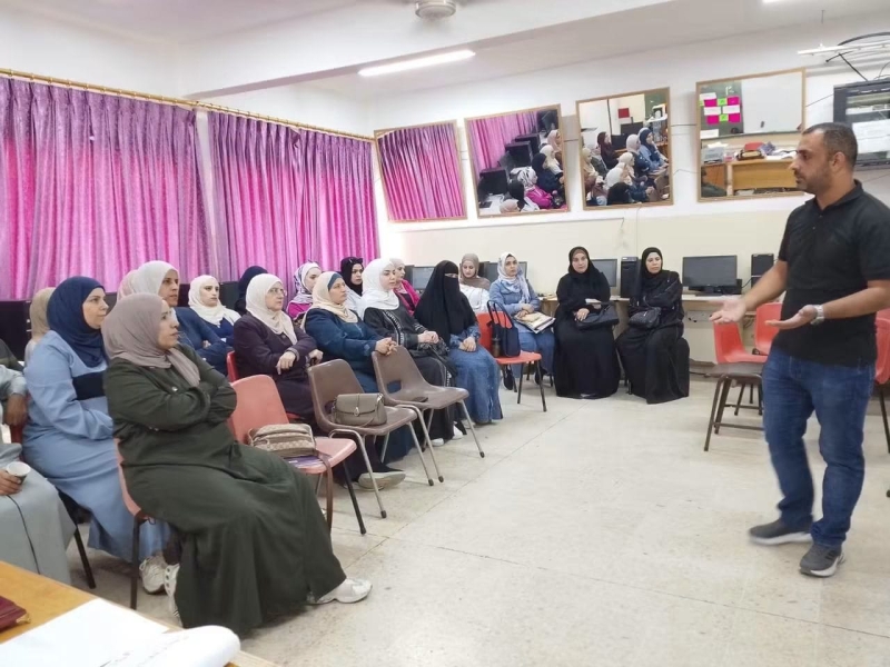 جلسات تعريفية بجائزة الحسين بن عبدالله الثاني للعمل التطوعي في عدد من مناطق ومؤسسات محافظة عجلون